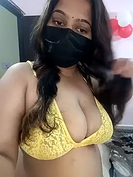 Snapshot of Aliya_Hott chatting on June 28, 2026, 5:57 am Aliya Hott online show from June 28, 2026, 5:57 am