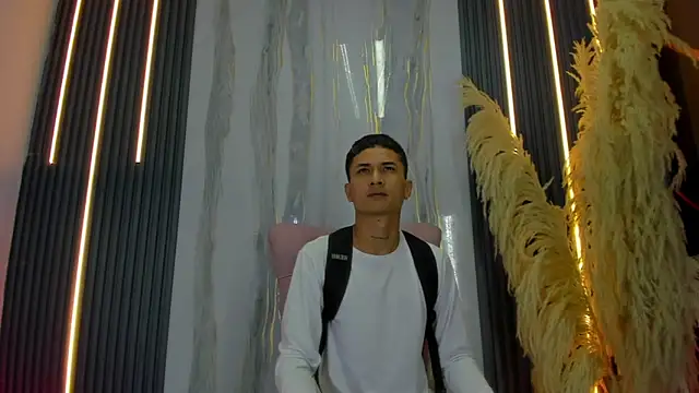 Matheus Ic online show from February 2, 2026, 12:37 pm