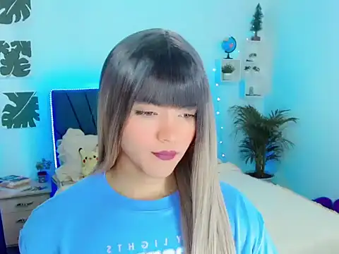Snapshot of ZoeSchmmit chatting on July 10, 2026, 5:15 pm ZoeSchmmit online show from July 10, 2026, 5:15 pm