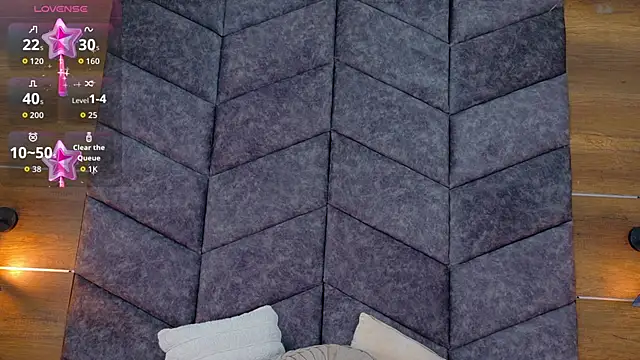 AnnieRouse   online show from March 15, 2026, 11:38 am