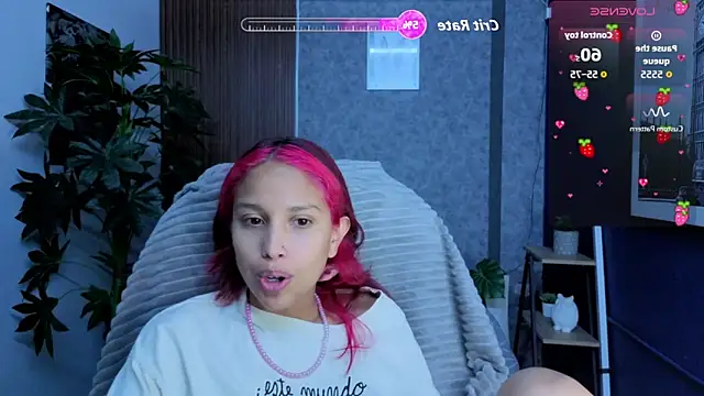 Snapshot of saphire_ chatting on April 23, 2026, 2:30 pm saphire online show from April 23, 2026, 2:30 pm