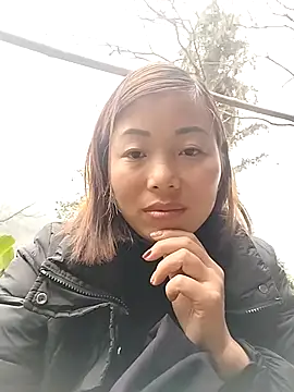 Ella-aa online show from February 5, 2026, 3:33 am