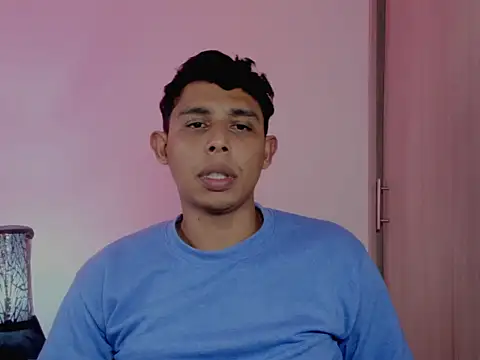 Snapshot of nilo2021 chatting on March 26, 2026, 1:11 am nilo2021 online show from March 26, 2026, 1:11 am