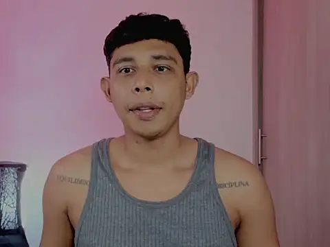 Snapshot of nilo2021 chatting on March 27, 2026, 1:22 pm nilo2021 online show from March 27, 2026, 1:22 pm