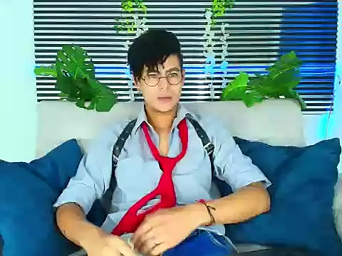 ThiiagoSaeenz online show from February 7, 2026, 4:22 pm