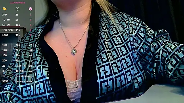 Emiliaaah online show from March 9, 2026, 5:28 pm