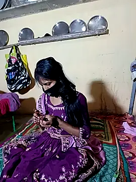 Snapshot of bharticouple chatting on April 30, 2026, 3:40 pm bharticouple online show from April 30, 2026, 3:40 pm