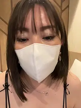 Mitsuco surflady online show from March 27, 2026, 11:32 am