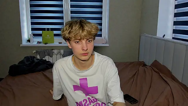 bunnyblush67 online show from February 9, 2026, 1:37 pm