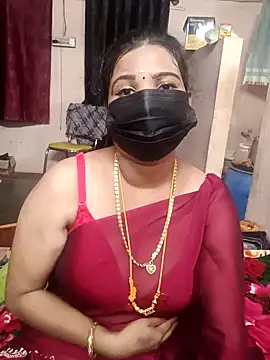 Snapshot of Madhusri_Tamil_Telugu chatting on May 4, 2026, 2:02 pm Madhusri Tamil Telugu online show from May 4, 2026, 2:02 pm