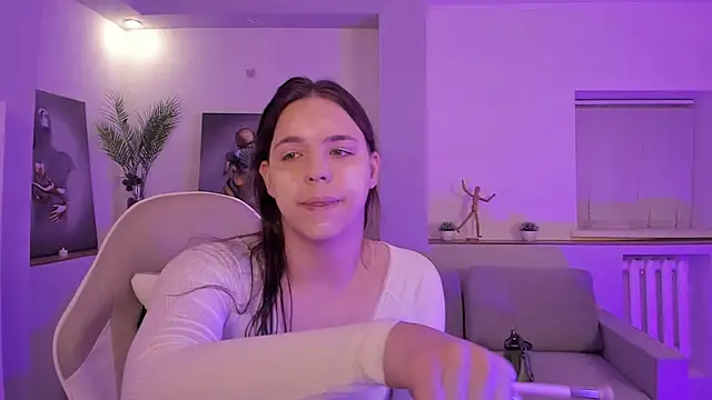 Madison dolly online show from February 15, 2026, 2:08 am