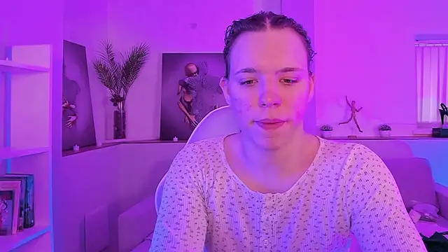 Madison dolly online show from February 25, 2026, 2:10 am