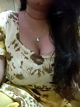 PARI51 online show from April 20, 2026, 8:43 pm