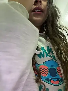 Snapshot of Annie_bonnie_ chatting on February 4, 2026, 11:38 am Annie bonnie online show from February 4, 2026, 11:38 am