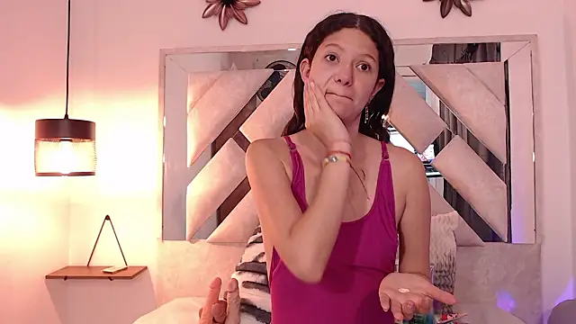 sofy bonnet online show from February 5, 2026, 11:37 am