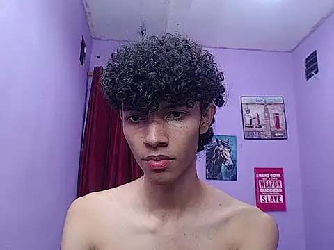 bigcock twinks online show from February 26, 2026, 4:22 am