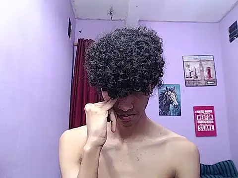 bigcock twinks online show from March 14, 2026, 4:51 am