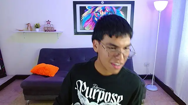 Maecum18 online show from March 27, 2026, 9:47 pm