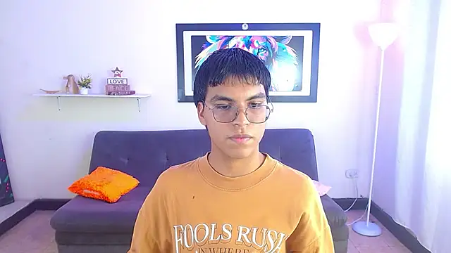 Maecum18 online show from April 16, 2026, 8:53 pm