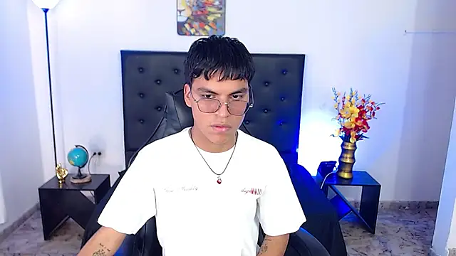 Snapshot of Maecum18 chatting on June 1, 2026, 9:05 pm Maecum18 online show from June 1, 2026, 9:05 pm