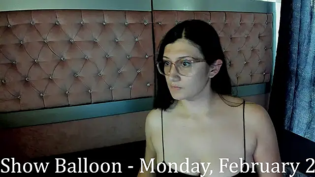 Sweett Dominik online show from February 2, 2026, 8:07 pm