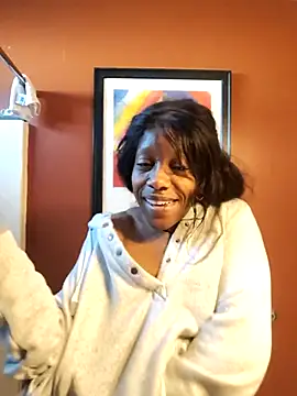 NatalieGainer goodies online show from April 20, 2026, 2:53 pm