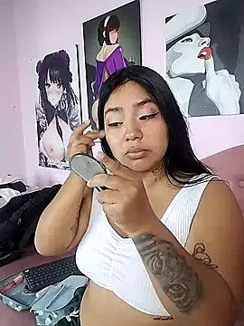 Noa Baker online show from April 21, 2026, 12:22 pm