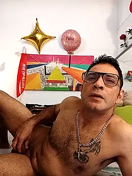 yoahotpetrafiery online show from March 25, 2026, 7:42 pm