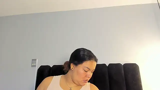 Amaranoir- online show from February 1, 2026, 3:05 am