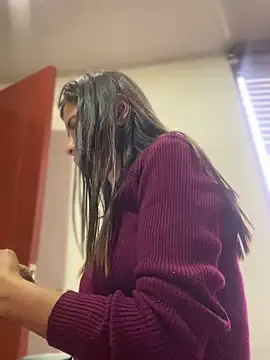 Esperanza GS online show from March 17, 2026, 10:46 pm