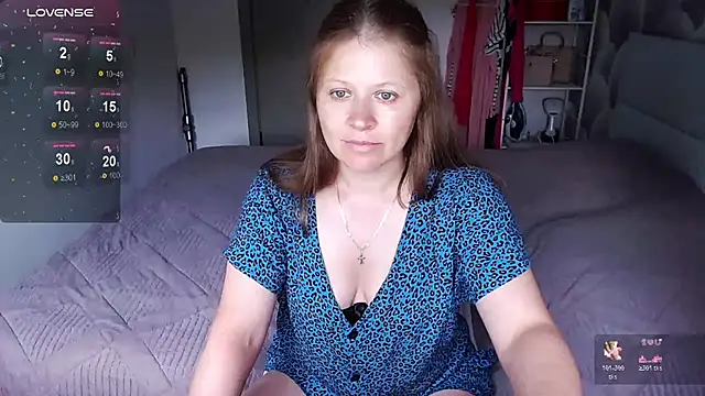 Aleksasamuii online show from June 27, 2026, 5:56 am