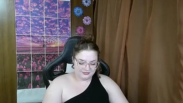 Snapshot of Teasing_Dora chatting on July 10, 2026, 9:50 pm Teasing Dora online show from July 10, 2026, 9:50 pm
