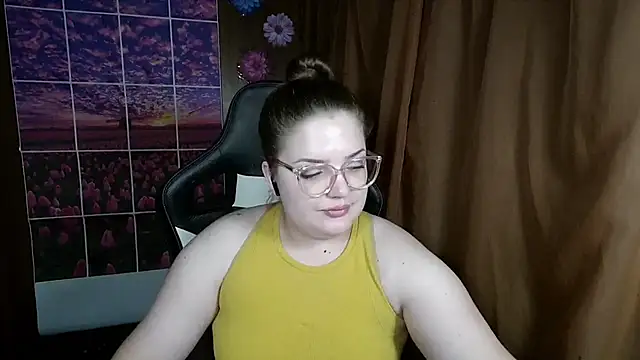 Snapshot of Teasing_Dora chatting on July 14, 2026, 2:05 am Teasing Dora online show from July 14, 2026, 2:05 am