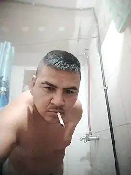 Sergiowooo online show from July 14, 2026, 4:28 am
