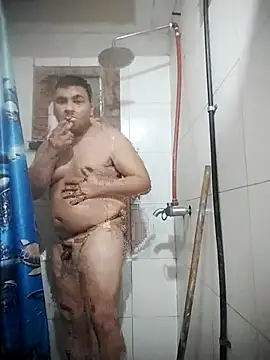 Sergiowooo online show from August 6, 2026, 3:52 am