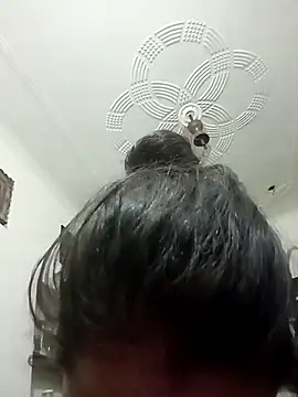 Snapshot of khushi_rawat chatting on February 23, 2026, 1:47 am khushi rawat online show from February 23, 2026, 1:47 am