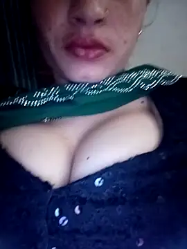 Snapshot of khushi_rawat chatting on February 24, 2026, 8:45 am khushi rawat online show from February 24, 2026, 8:45 am