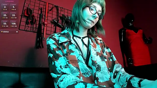 Snapshot of Scarle_Whisper chatting on February 21, 2026, 1:39 am Scarle Whisper online show from February 21, 2026, 1:39 am