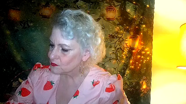 Blondie the librarian online show from April 11, 2026, 1:54 am