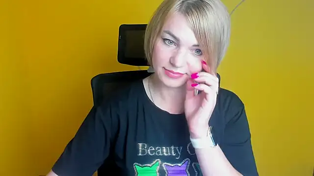 CuttieEmma online show from July 1, 2026, 11:45 am