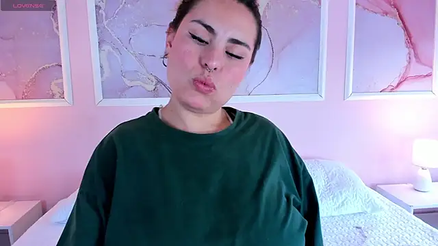 Snapshot of Kennya_Rodriguez chatting on July 11, 2026, 5:48 pm Kennya Rodriguez online show from July 11, 2026, 5:48 pm