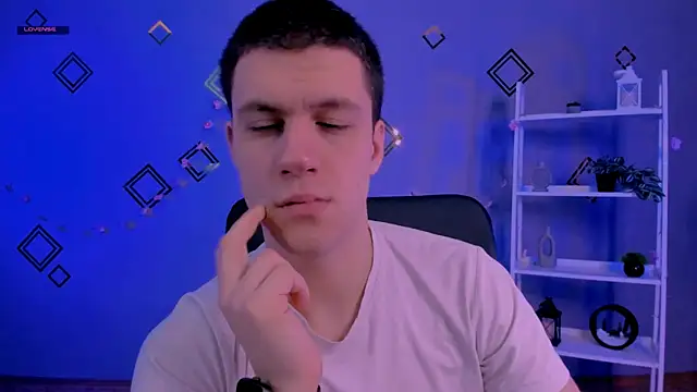 neo raze online show from April 3, 2026, 7:01 pm