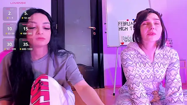 Snapshot of Peanaughty chatting on February 21, 2026, 8:48 am Peanaughty online show from February 21, 2026, 8:48 am