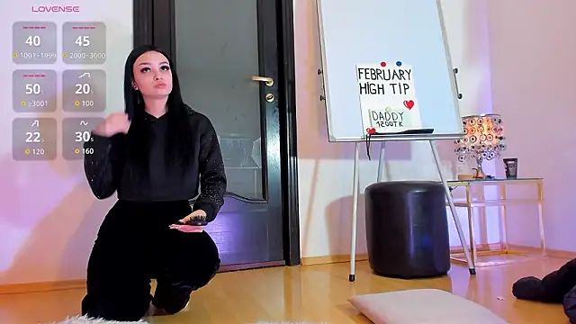 Snapshot of Peanaughty chatting on February 26, 2026, 8:24 am Peanaughty online show from February 26, 2026, 8:24 am