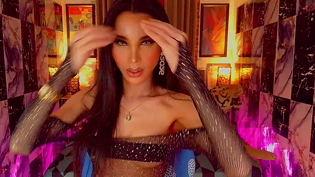 SeductiveSamanthaTS online show from February 15, 2026, 8:05 pm