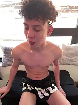 Snapshot of yoursexyjose chatting on February 21, 2026, 6:42 pm yoursexyjose online show from February 21, 2026, 6:42 pm