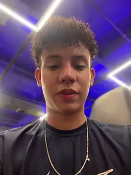 yoursexyjose online show from April 19, 2026, 7:49 pm