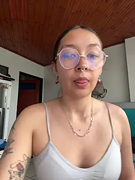 Snapshot of Charlotte_Mason chatting on May 14, 2026, 7:31 pm Charlotte Mason online show from May 14, 2026, 7:31 pm