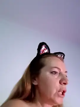 Snapshot of sexyrubyta chatting on May 3, 2026, 6:47 pm sexyrubyta online show from May 3, 2026, 6:47 pm