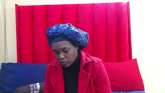 Snapshot of Lavendaxxx chatting on May 1, 2026, 3:38 pm Lavendaxxx online show from May 1, 2026, 3:38 pm